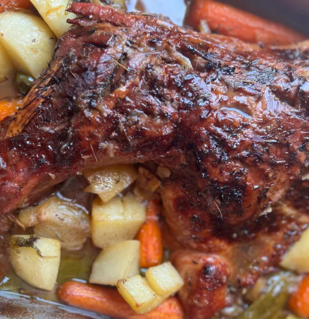 ديك رومي بالبرتقال في الفرن